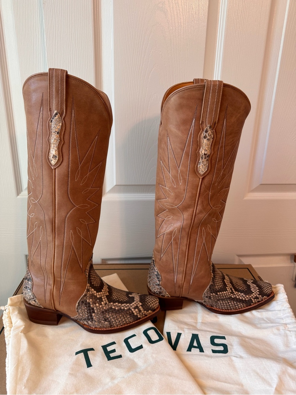 Tecovas Loretta Python Western Boot - Picture 4 of 11